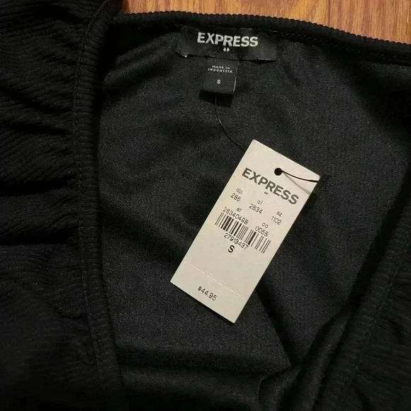 NWT Express Women’s Ribbed Ruffle Bodysuit Black S - Picture 4 of 6